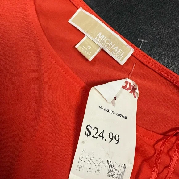 MICHAEL Michael Kors Red Lace Shoulder Blouse - Picture 4 of 5